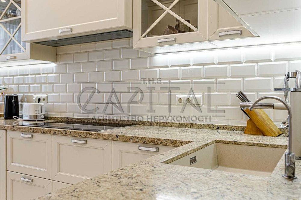 Продажа квартиры, ул. Механизаторов, ЖК Изумрудный, Соломенский р-н