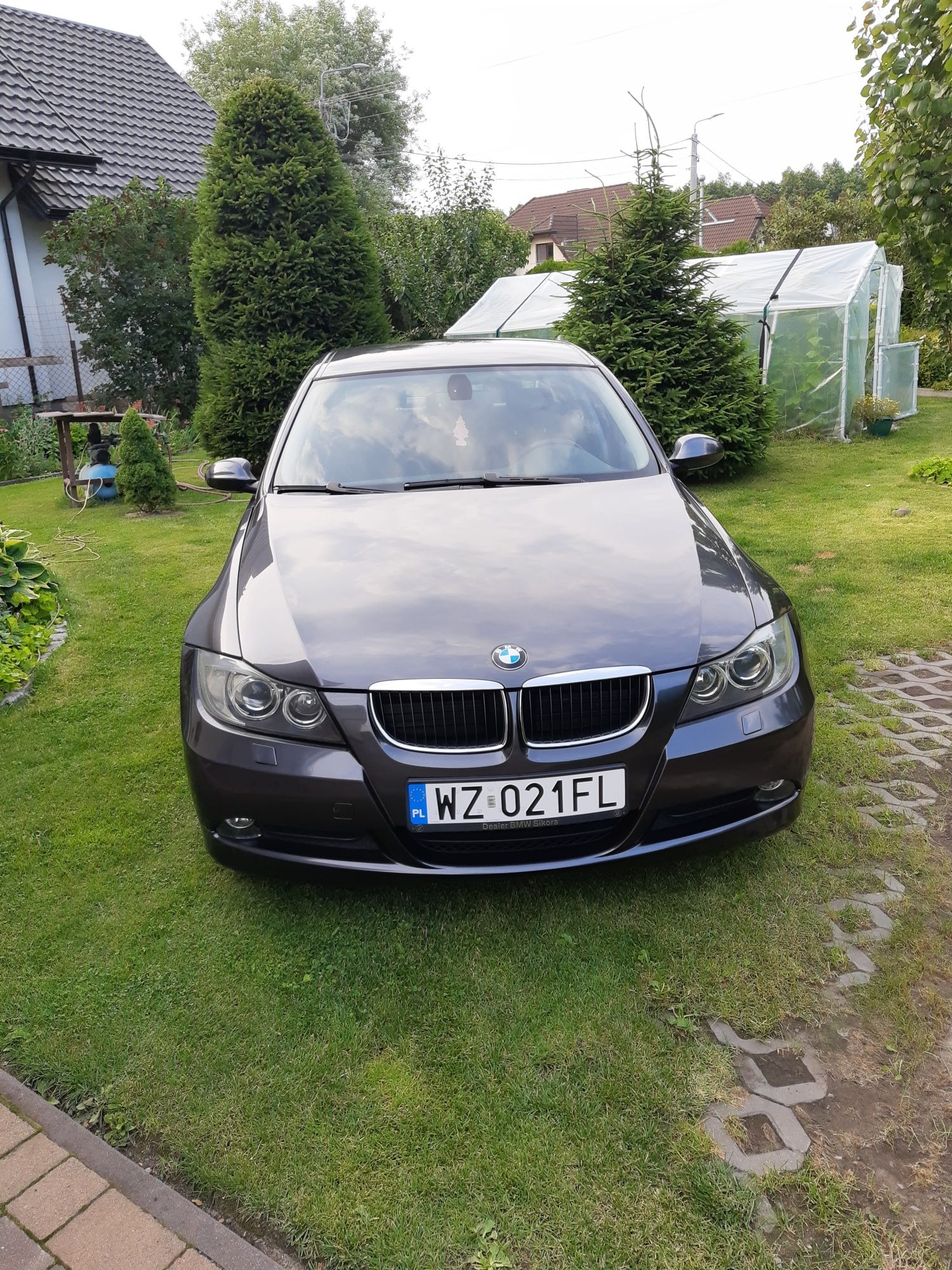 BMW 318 i 2.0 ksenon 6 biegów benzyna mały przebieg.165tys