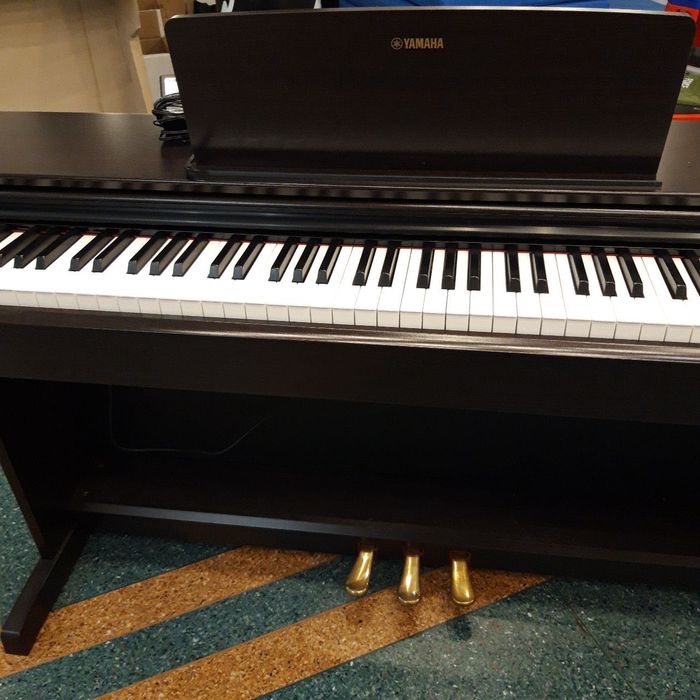 Елеектроне Piano no Yamaha