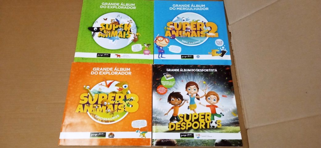 Lote Caderneta Super Animais e super desportos