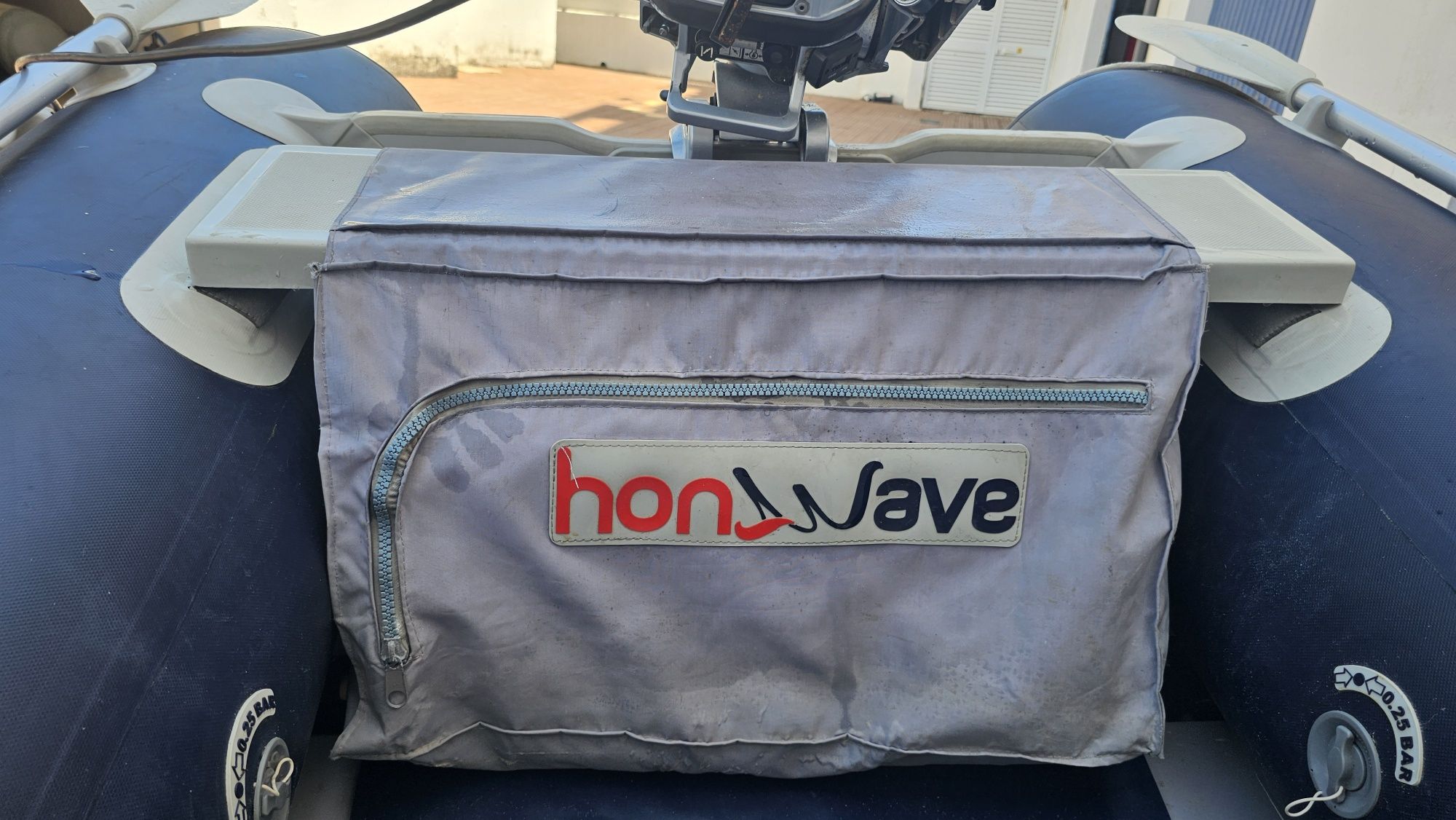 Barco pneumatico honwave