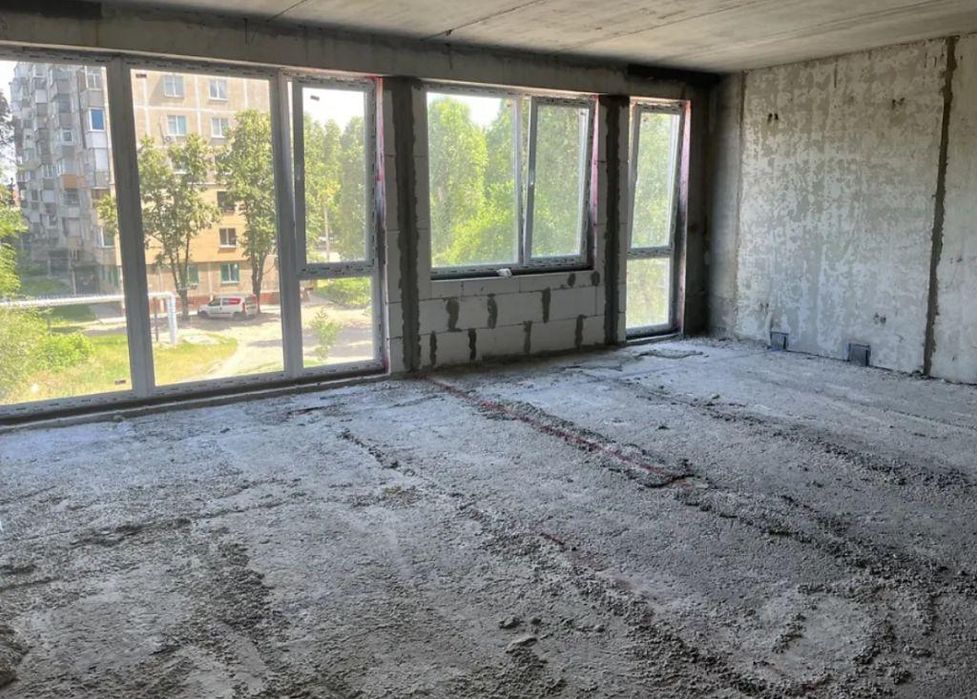 Продам 2-комн квартиру в районе Холодильная ул.