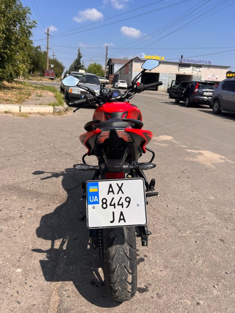 Bajaj pulsar ns400