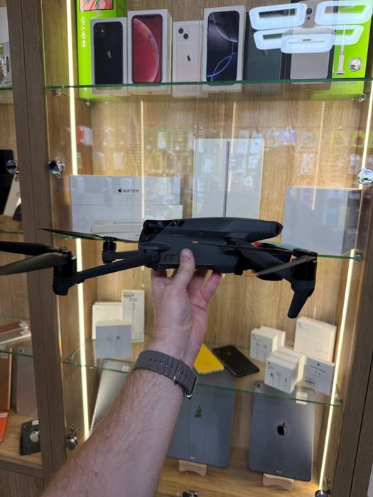 Mavic 3 Pro в ідеальному стані б/в