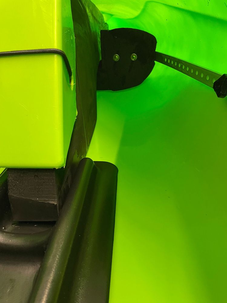 Kajak zwałkowy, górski, HDPE Gladiator Liker, nowy