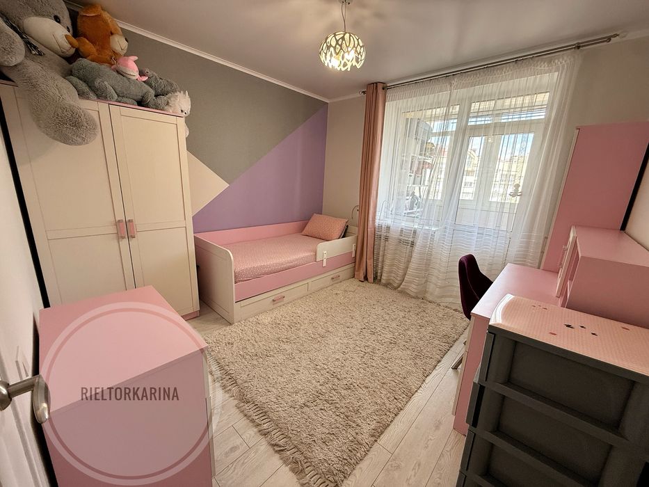 «ЖК Рівʼєра» Намив 2к велика квартира в продажі з усім