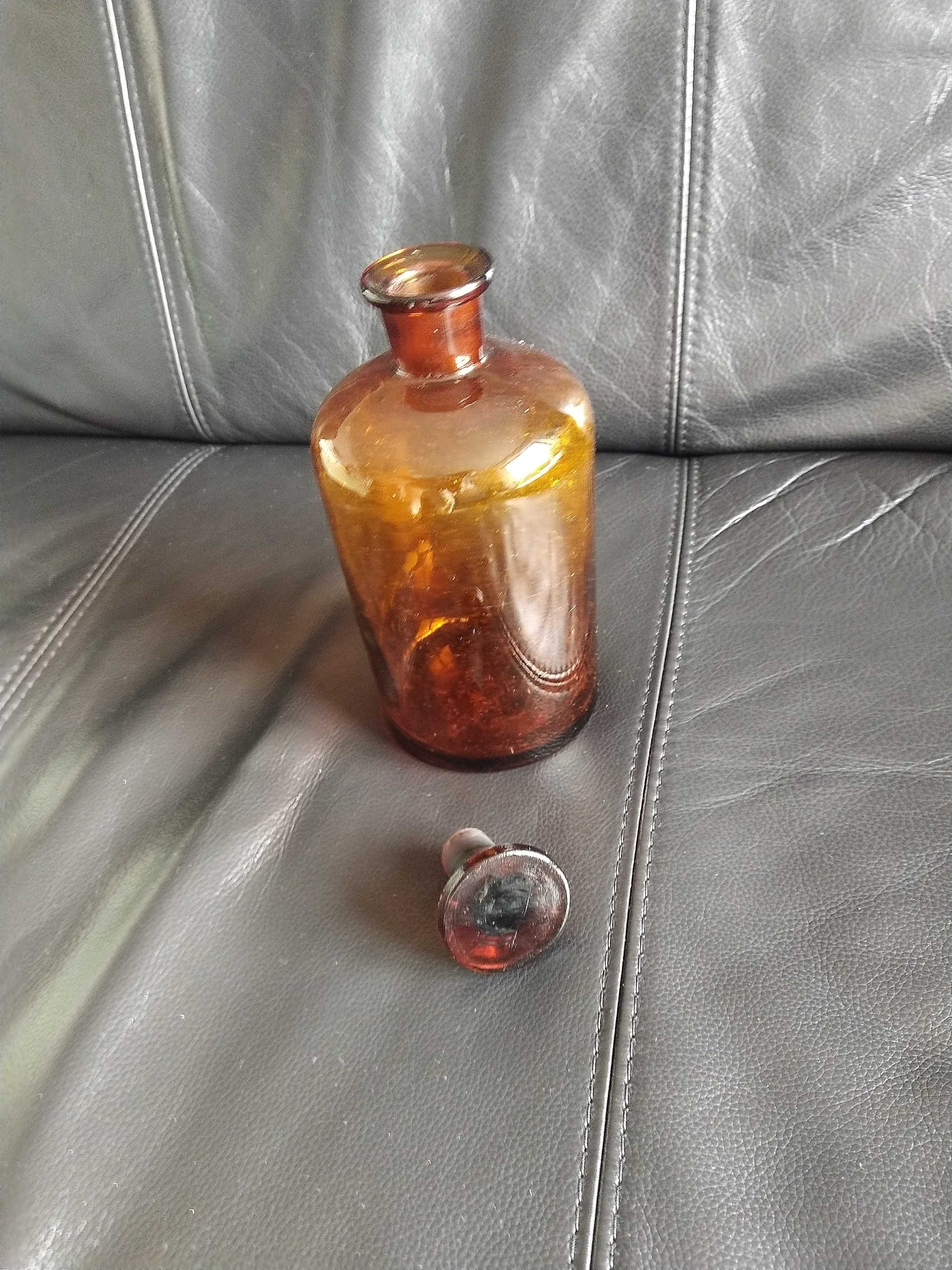 Antigos frascos de farmácia, 1 litro e 1/4 litro, cor fosca