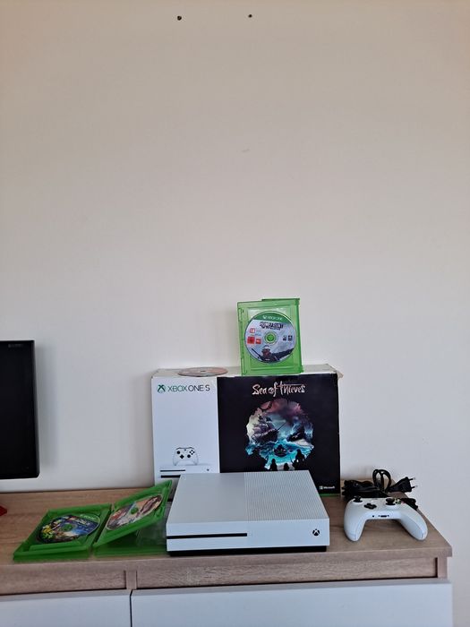 Konsola XBOX ONE S 1TB+Gry Pad Pudełko