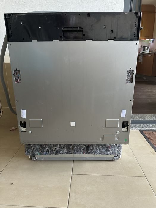 Maquina lavar louca de encastrar BEKO - Avariada
