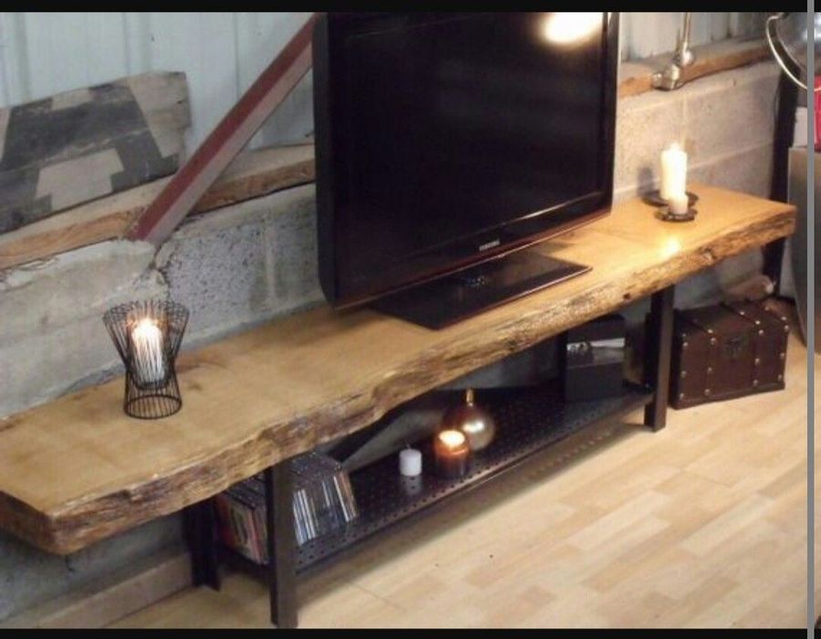 Тумби під телевізор із натурального дерева під замовлення