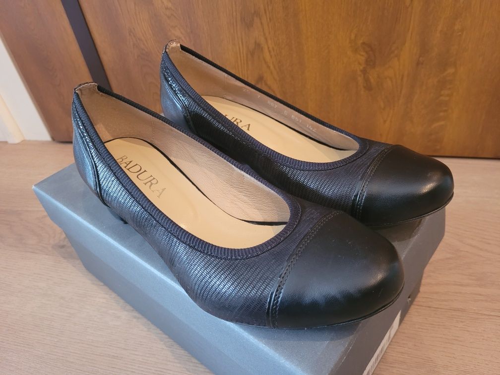 Czółenka BADURA r. 38 nowe, buty damskie, czarne, obcas