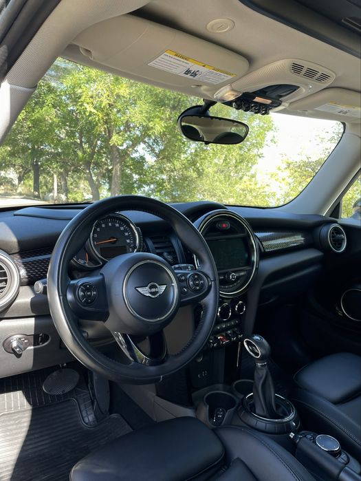 Продам Mini Cooper S 2015