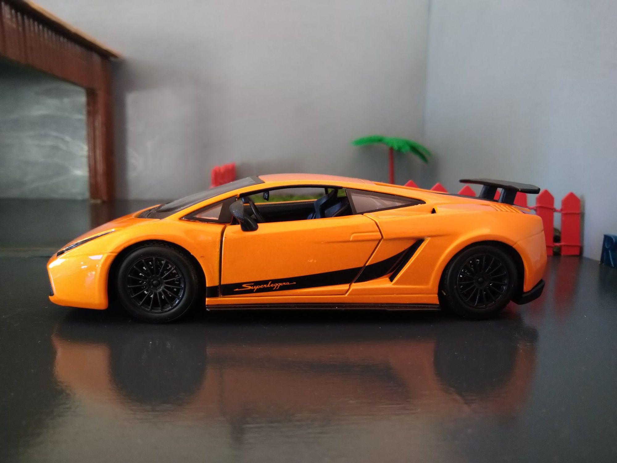 Lamborghini Gallardo Superleggera - Bburago 1/24