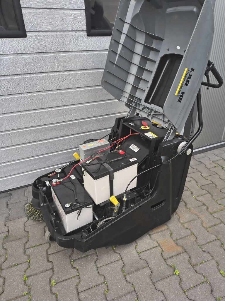 Zamiatarka Karcher KM 75/40 w
