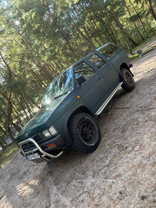 Nissan Pickup King cab d21 2.5d 4x4