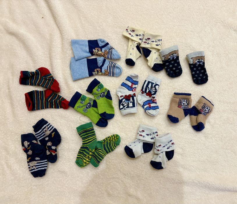 Отдам носки от 0- -12 мес