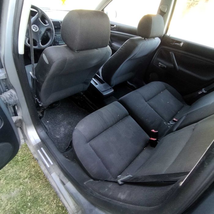 schowek siedzenia tapicerka uszczelki drzwi  passat b5 kombi fl