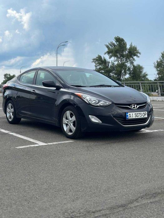 Hyundai Elantra 2011