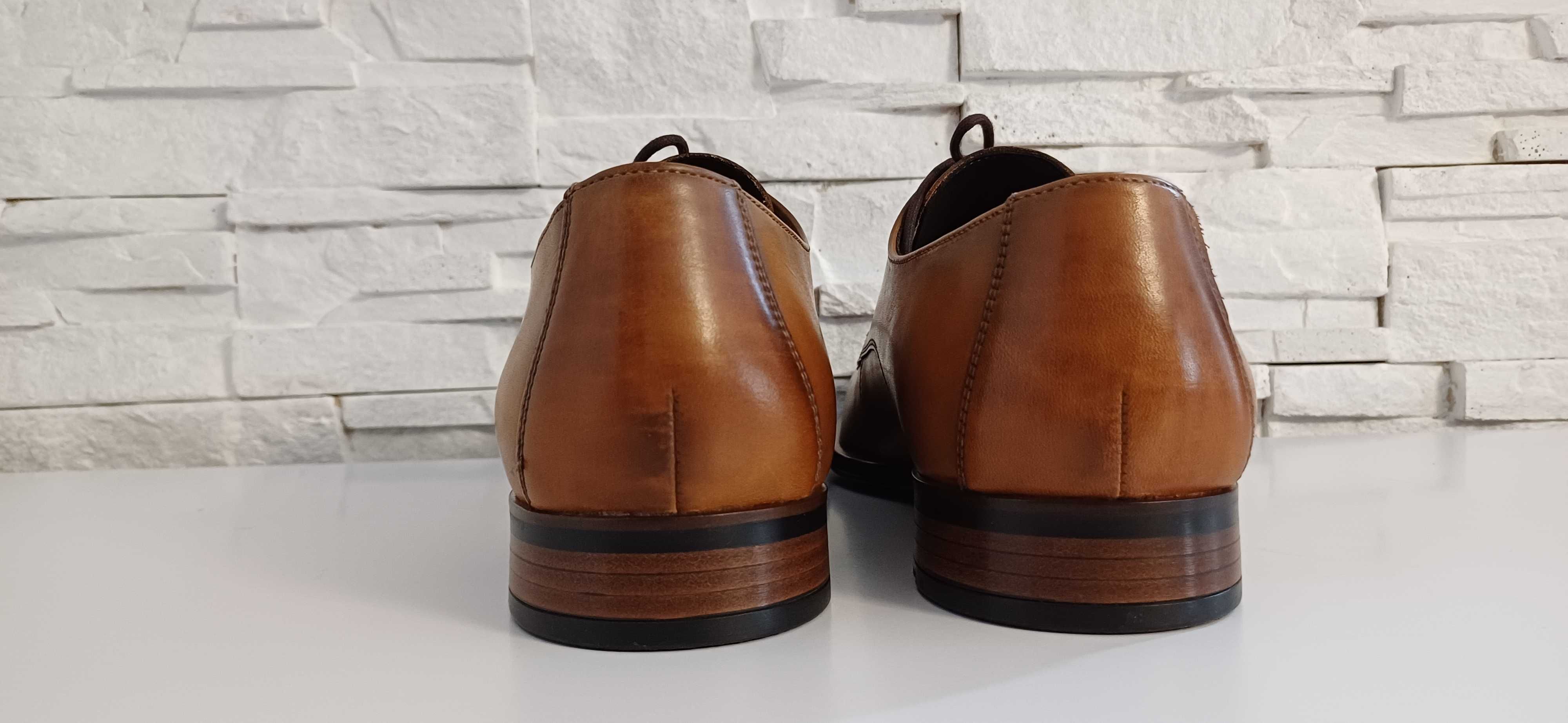 Buty wizytowe LLOYD roz.44,5 Uk.10,5 wkł.30 cm.