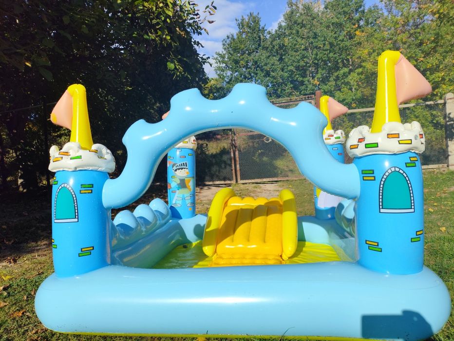 Басейн надувний з гіркою та дракончиком - чудовий подарунок для дитини