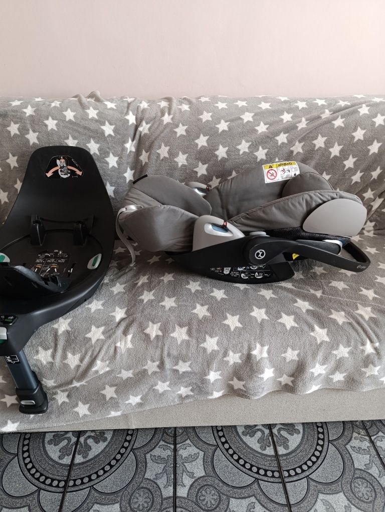 Zestaw Cybex, gondola, spacerówka, fotelik samochodowy + dodatki