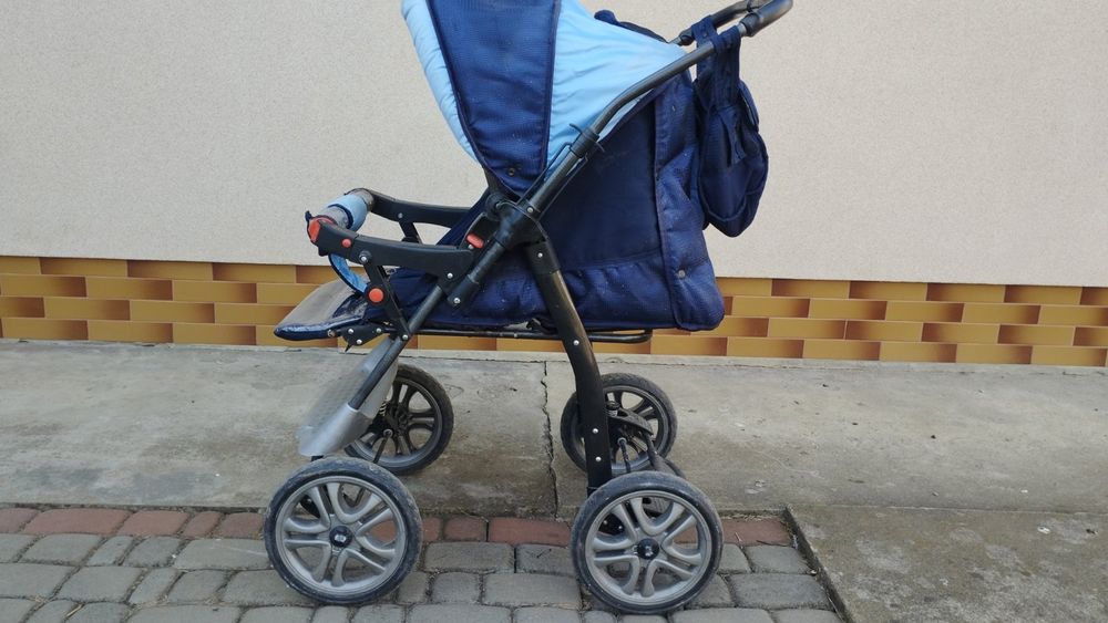 Дитяча коляска-візок 3в1. Б/у. Стан коляски задовільний.