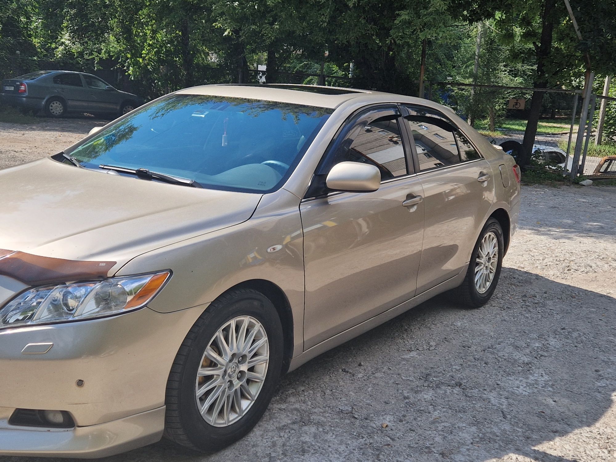 Продам Toyota Camry 40