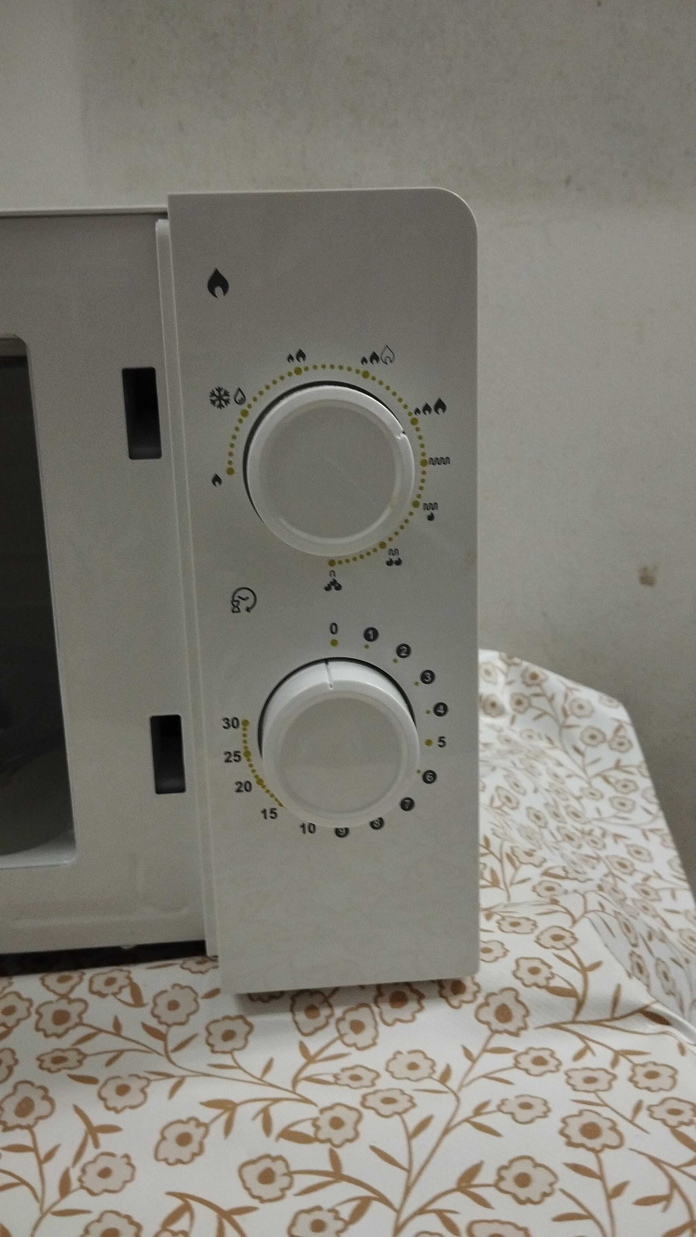Microondas sem uso como novo