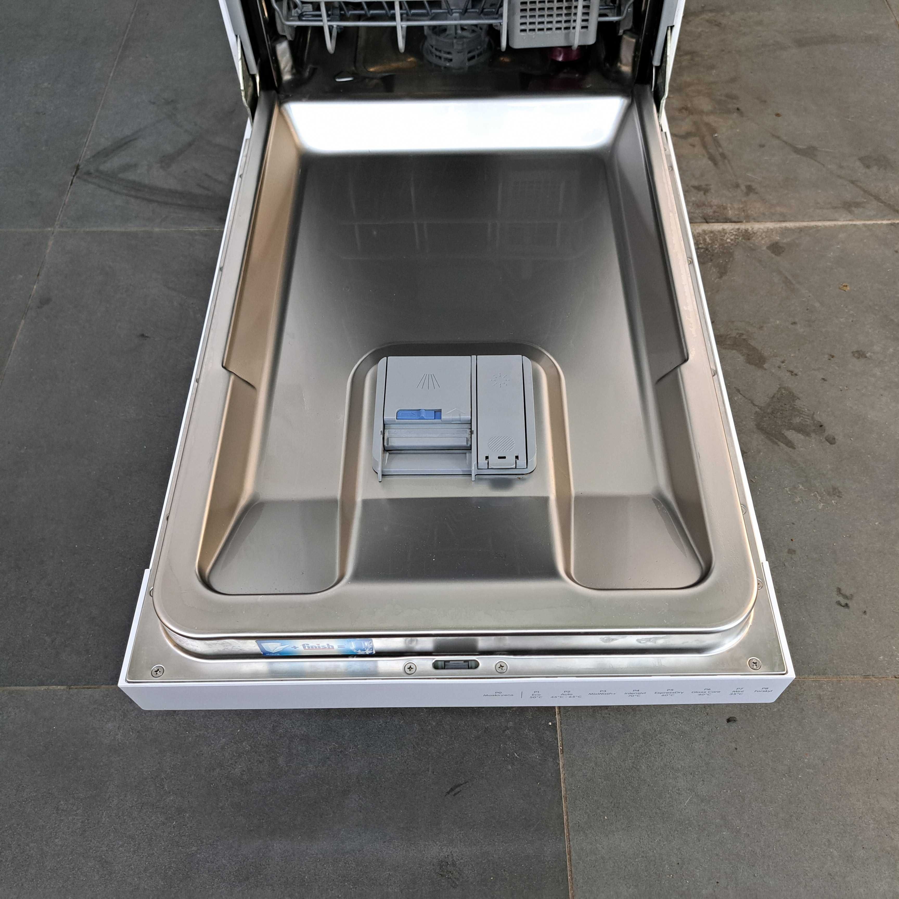 Zmywarka Blomberg GUS28S22W [12m-cy gwar] E/10kpl/8,7lit/8prg/46dB [2]