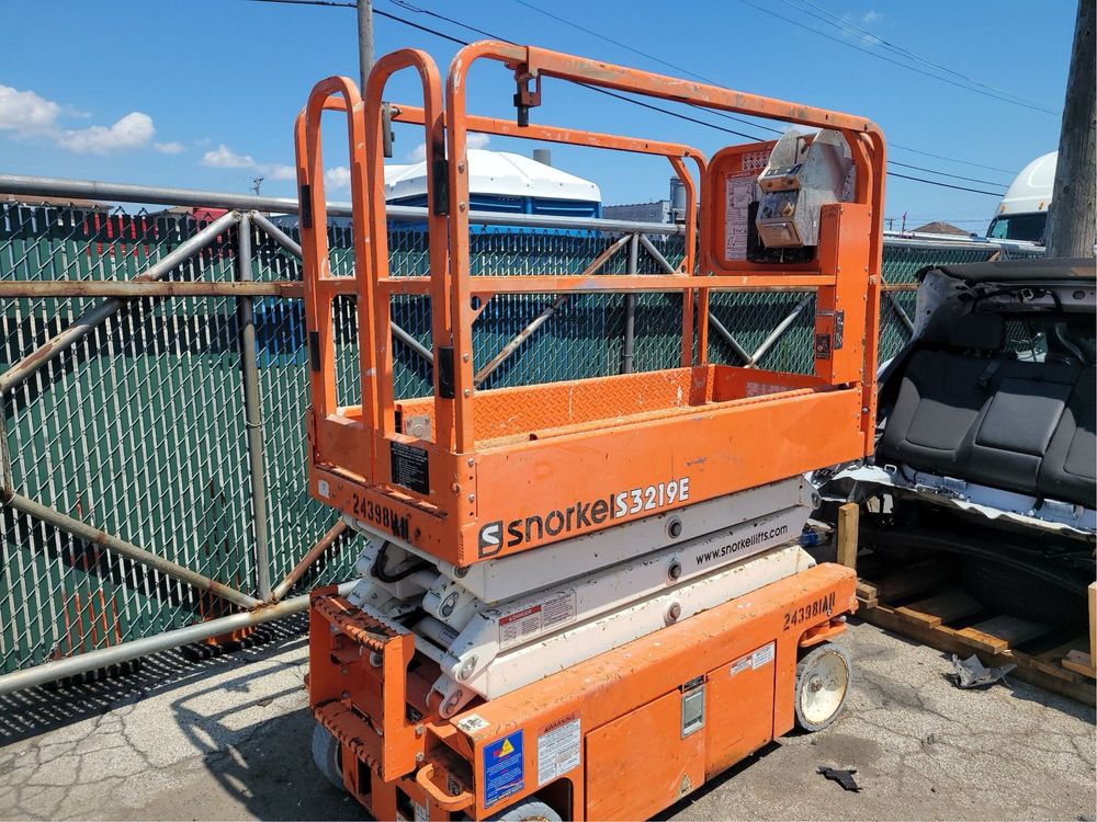 Вишка, Ножичний підйомник Snorkel S3219E ANSI 2020 рік