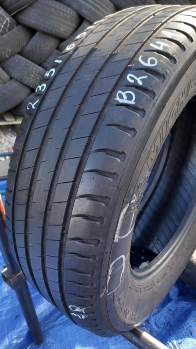 235/65/17 Michelin Latitude Sport 3 AO 104W