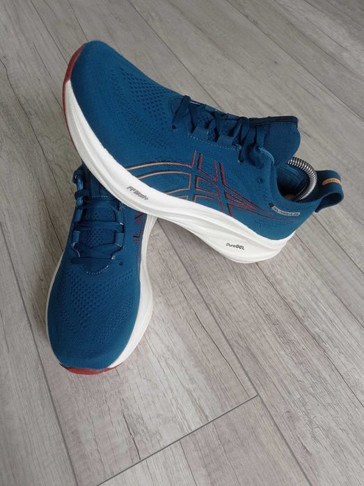 Бігові кросівки Asics Gel Nimbus 26, 43.5р. Оригінал!