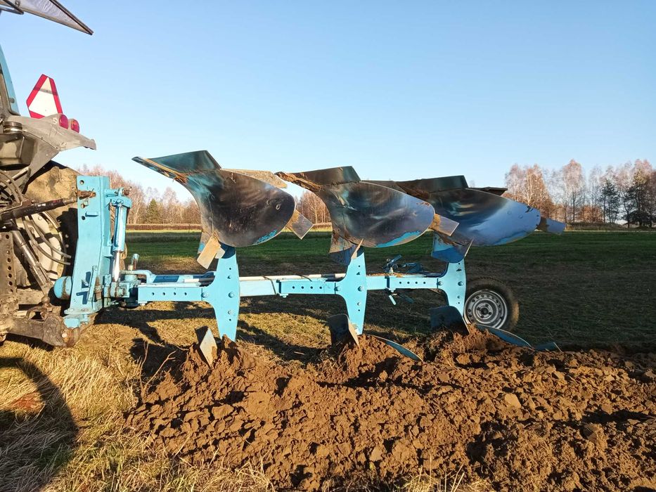 Pług obrotowy 3 skibowy Frost Mosel