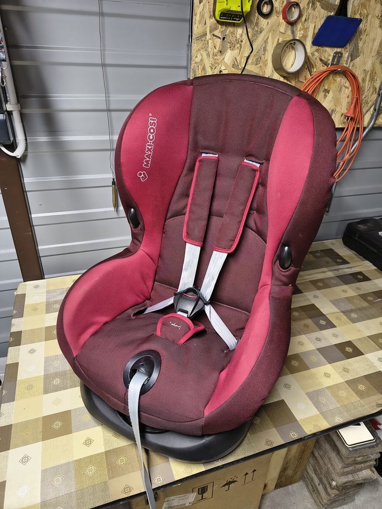 Fotelik Maxi-Cosi universal 9-18 kg