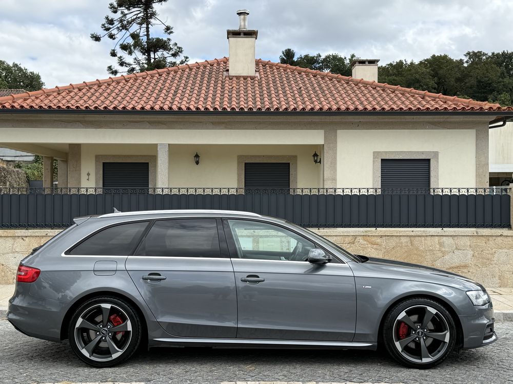 Audi A4 B8.5 2.0Tdi S-Line Sport Pack