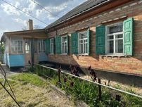 Затишний будиночок в БІЛОЗІР"Ї