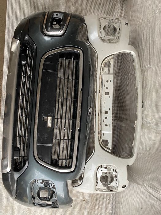 Zderzak przód przedni peugeot 3008 I lift