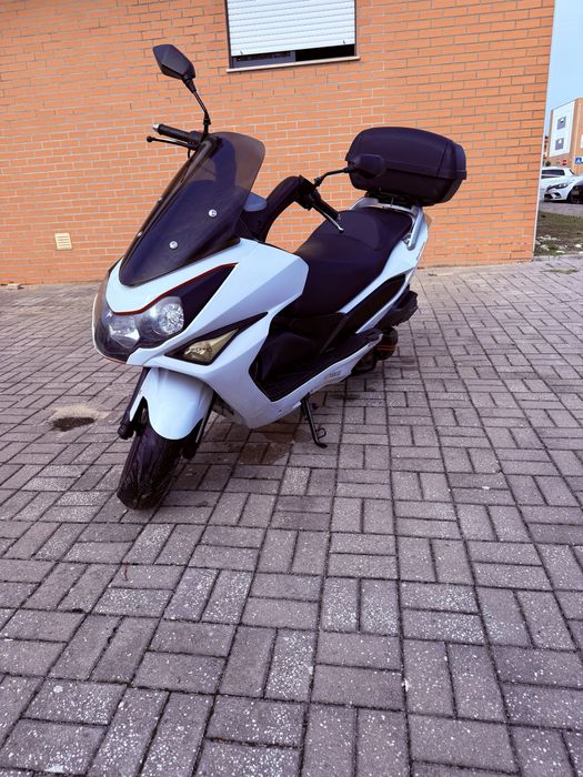 Daelim S3 125cc - Scooter