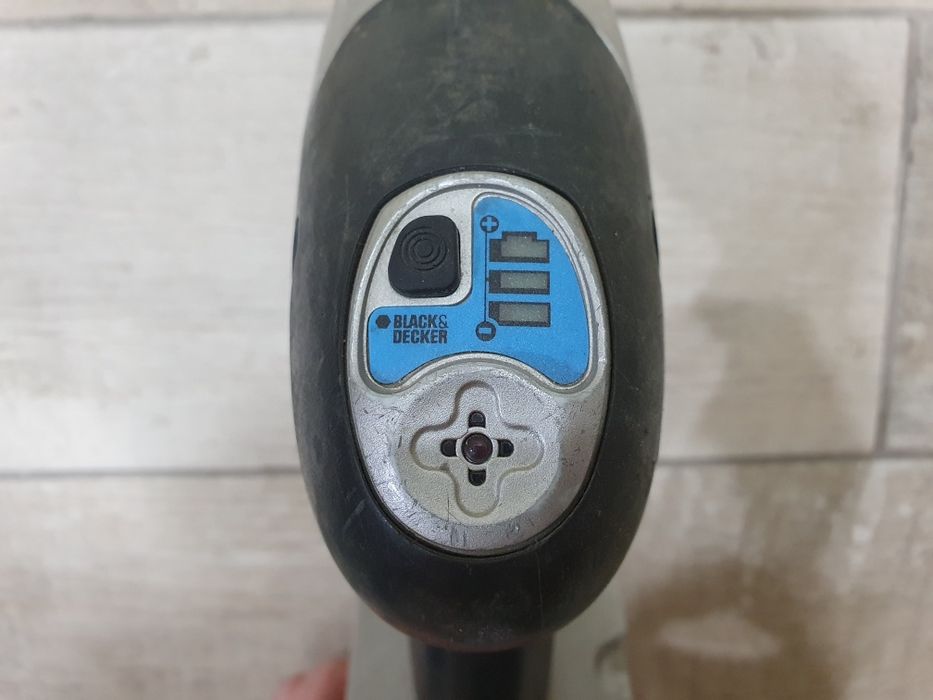 Дриль шурупокрут Black&Decker