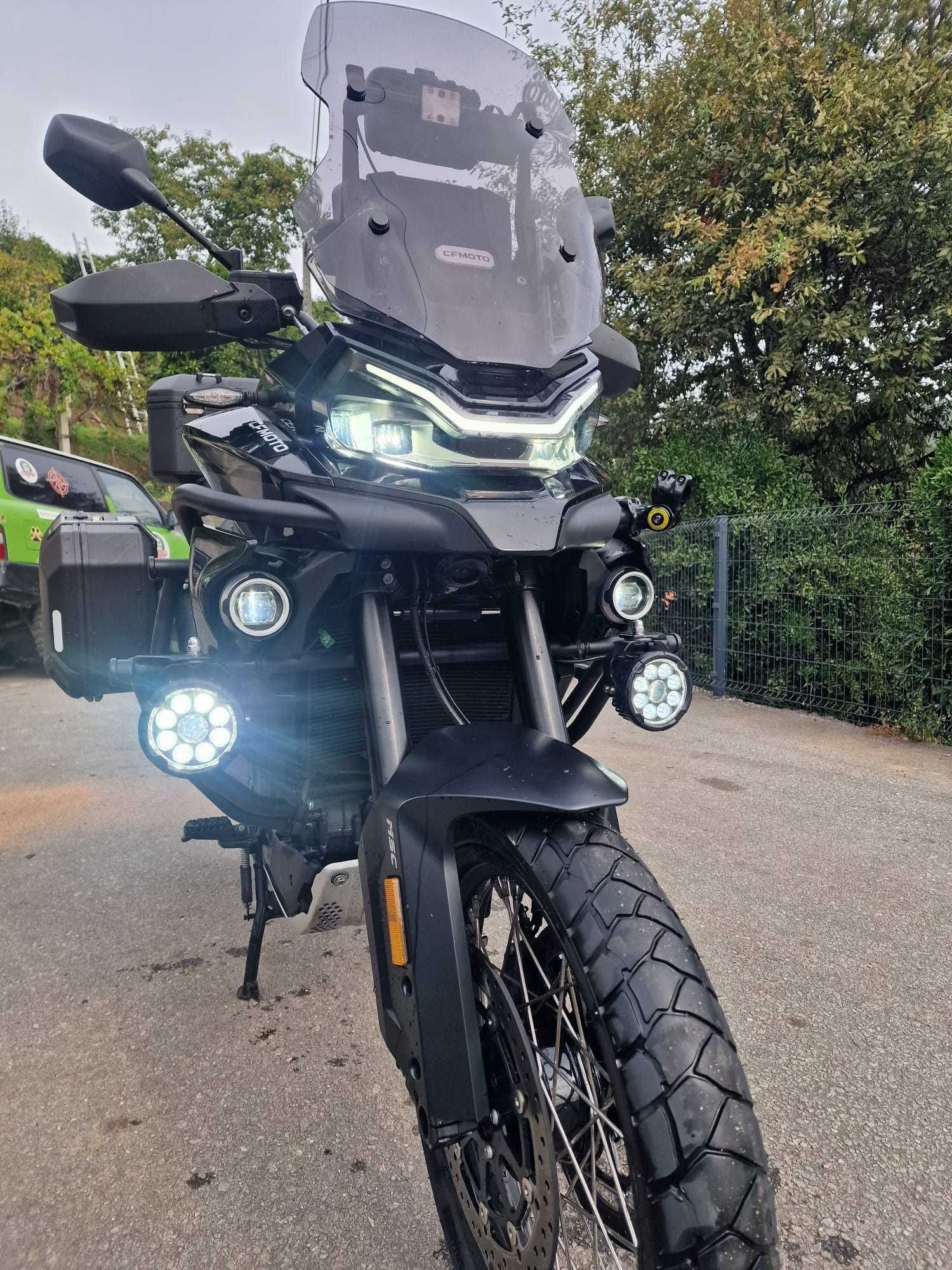 CF Moto 800 Explorer