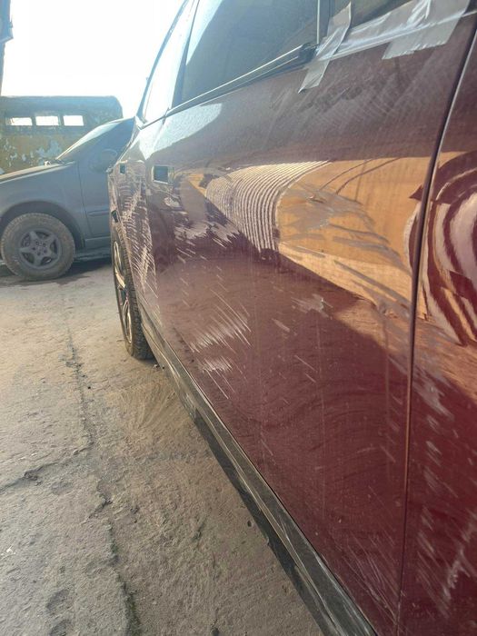 BMW IX Xdrive50. Двері праві передні і задні в зборі під покрас