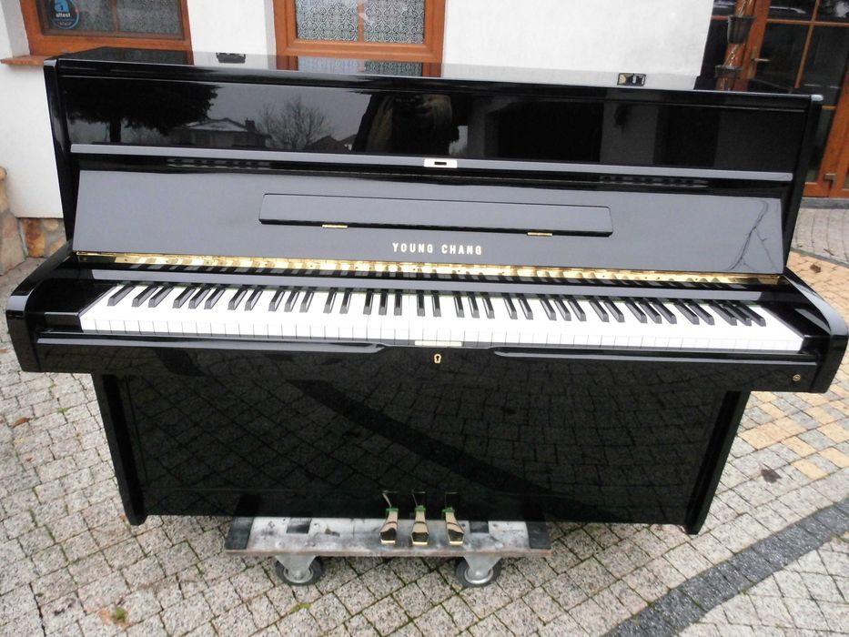 Pianino yamaha kawai samick petrof najwiekszy wybór transport rękojmia