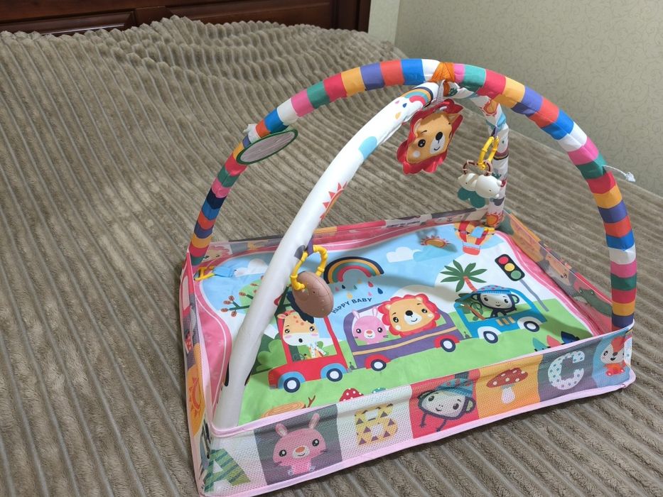 Развивающий коврик для малышей