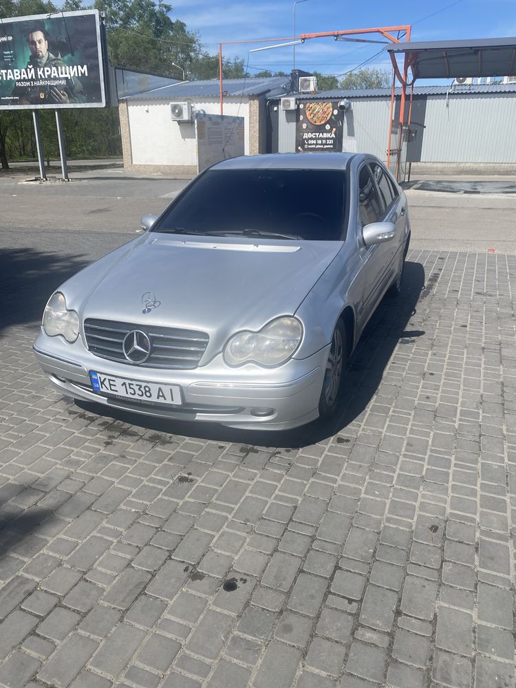 Mercedes-Benz с200 w203