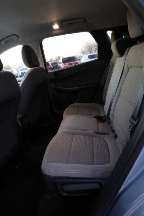 Ford Escape SE      2022