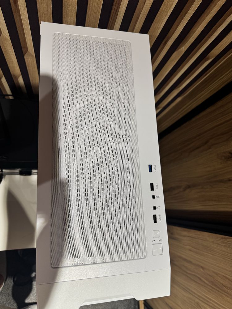 Komputer do gier– Ryzen 5 5600X , RTX 3060 Ti, 32GB RAM, 1tb ssd