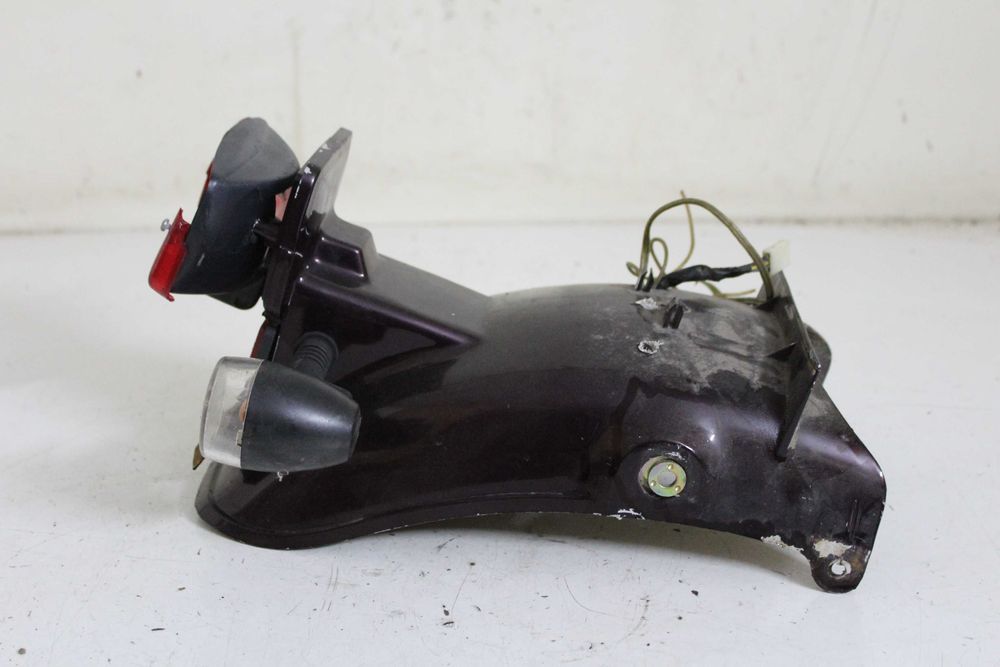 Yamaha SR 125 błotnik tylny lampa