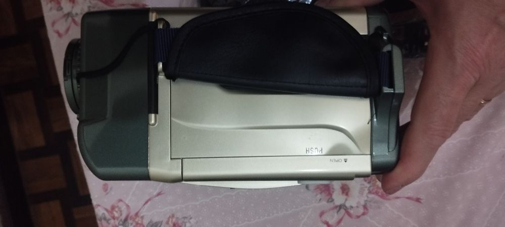 Câmera de vídeo Olímpia v-3000