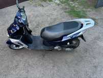 Skuter Peugeot Sum Up 125 ccm 2008