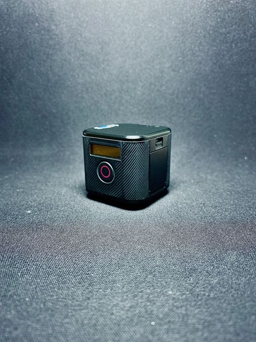 Продам камеру «GoPro hero 5 session+шлем на голову+водонепроницаемый ч